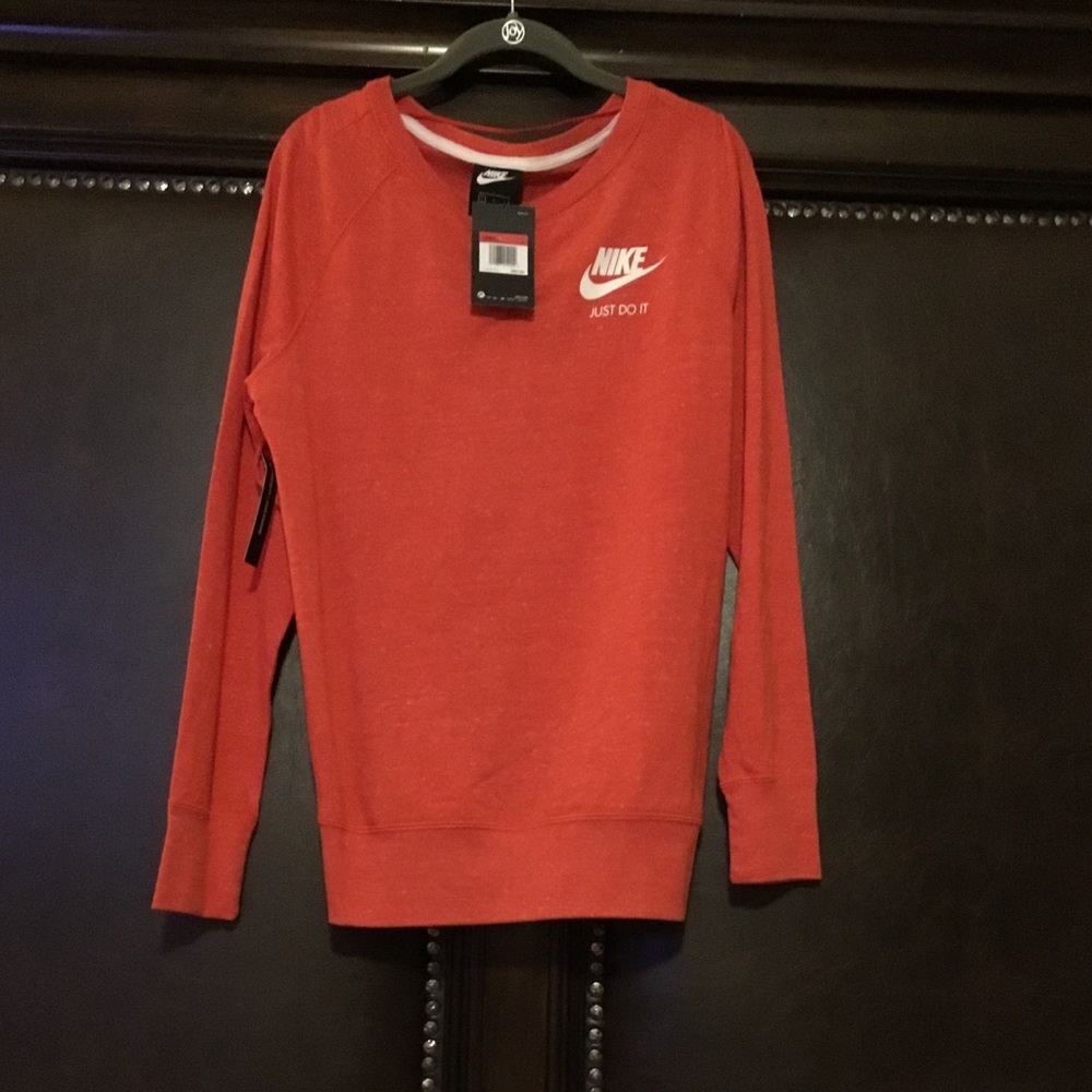 NWT Nike sweatshirt Sz L